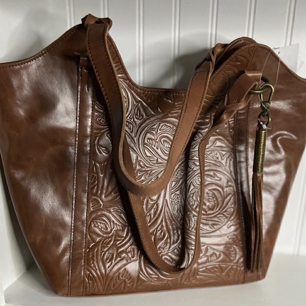 THE SAK COLLECTIVE  Sierra Leather Shopper  in Teak Leaf - Picture 10 of 10